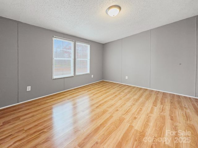 1266 Price Hollow Place, Lenoir, NC 28645