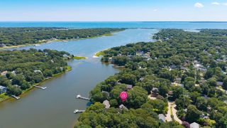 42 Mattapan St, Falmouth, MA 02536