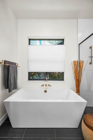 404 MARSHALL STREET, Safety Harbor, FL 34695