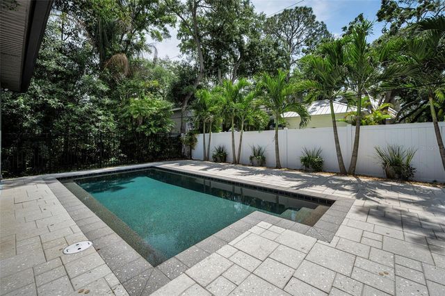 404 MARSHALL STREET, Safety Harbor, FL 34695