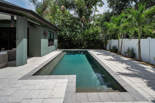 404 MARSHALL STREET, Safety Harbor, FL 34695