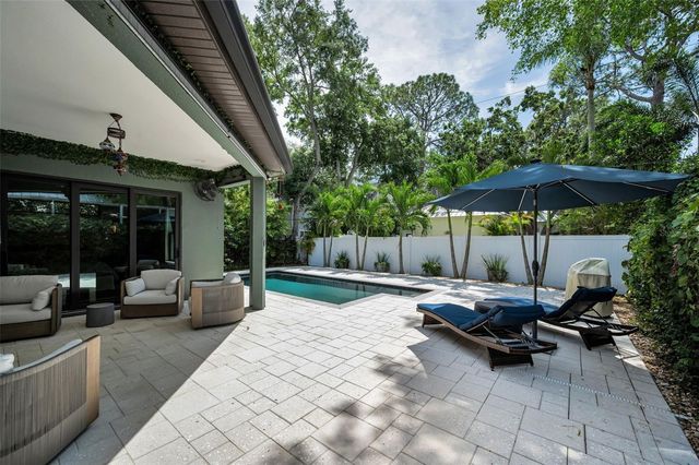 404 MARSHALL STREET, Safety Harbor, FL 34695