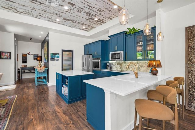 404 MARSHALL STREET, Safety Harbor, FL 34695