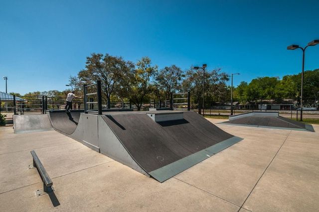 404 MARSHALL STREET, Safety Harbor, FL 34695