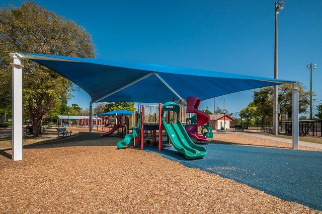 404 MARSHALL STREET, Safety Harbor, FL 34695