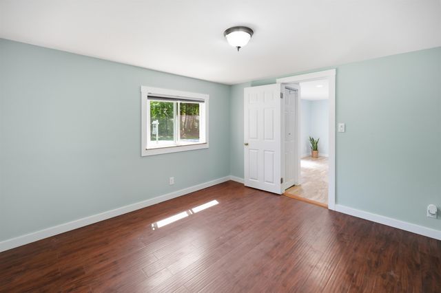 56 Shepard Home Road, Chester, NH 03036