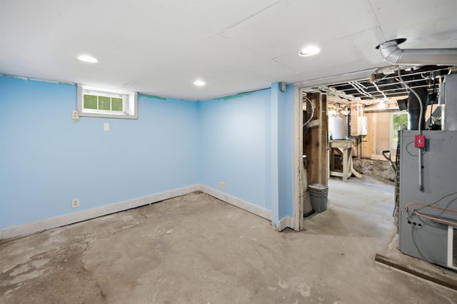 56 Shepard Home Road, Chester, NH 03036