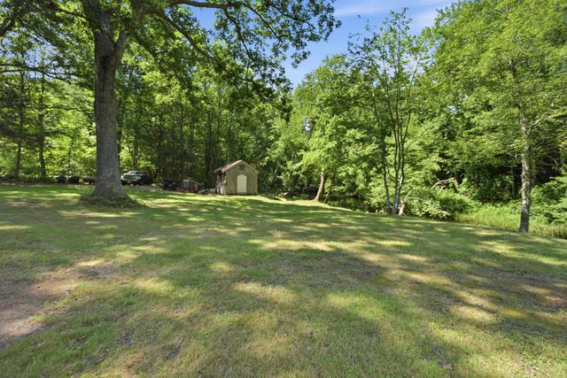 56 Shepard Home Road, Chester, NH 03036
