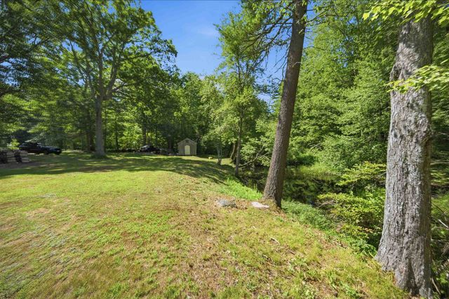56 Shepard Home Road, Chester, NH 03036