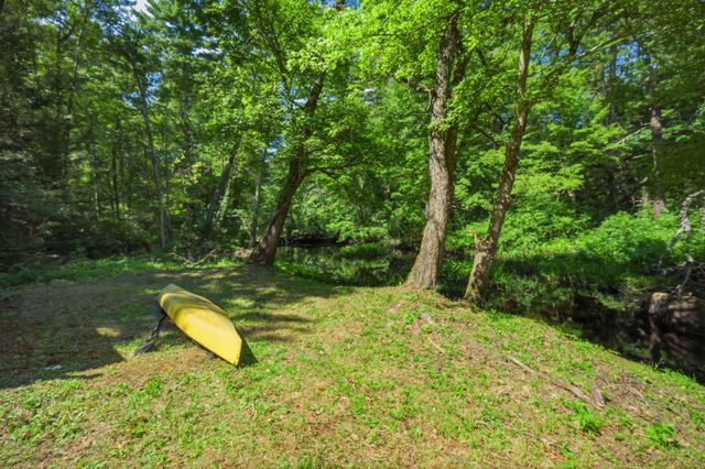 56 Shepard Home Road, Chester, NH 03036