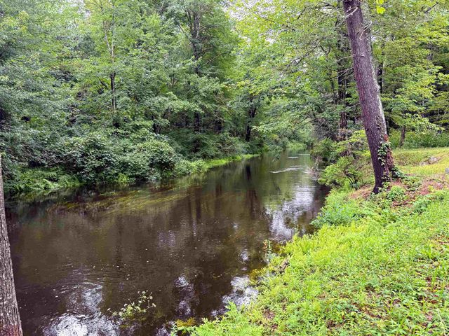 56 Shepard Home Road, Chester, NH 03036