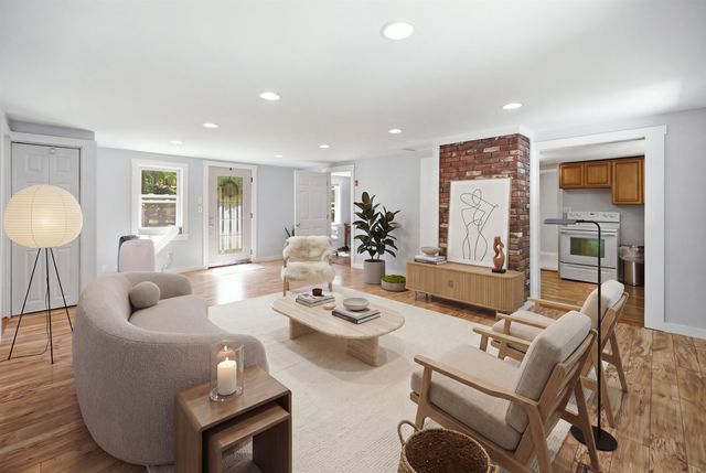 56 Shepard Home Road, Chester, NH 03036