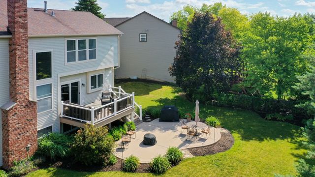 3 Camberwell Court, Algonquin, IL 60102