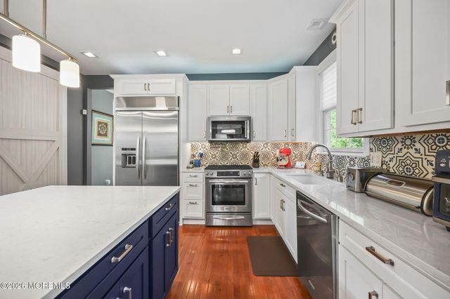 12 Angel Court, Howell, NJ 07731
