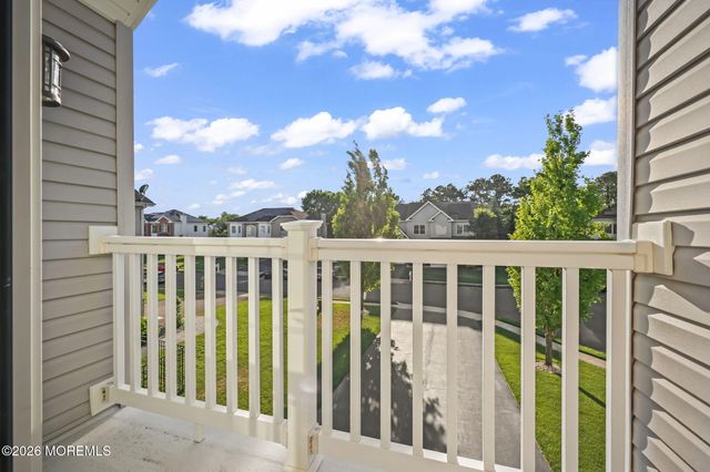 12 Angel Court, Howell, NJ 07731