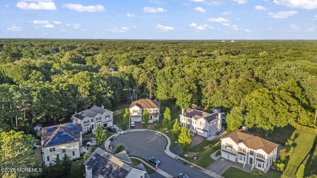 12 Angel Court, Howell, NJ 07731