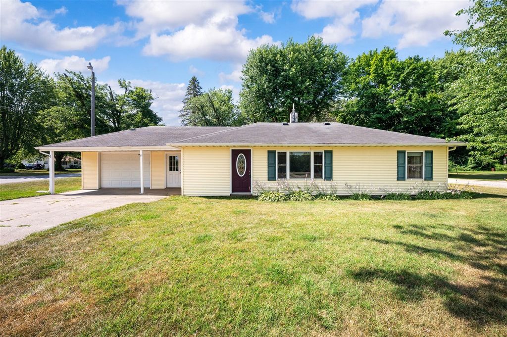 2194 E Napier Ave, Benton Harbor, MI 49022