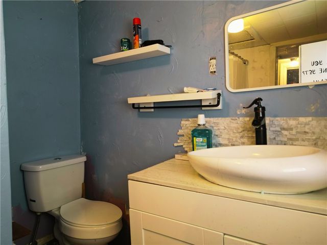 328 3rd Street, City Of But Ne, PA 16001