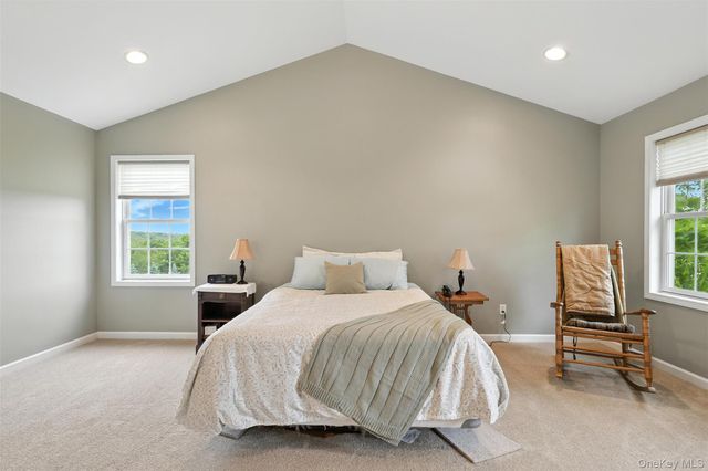 12 Brewster Court, Washingtonville, NY 10992