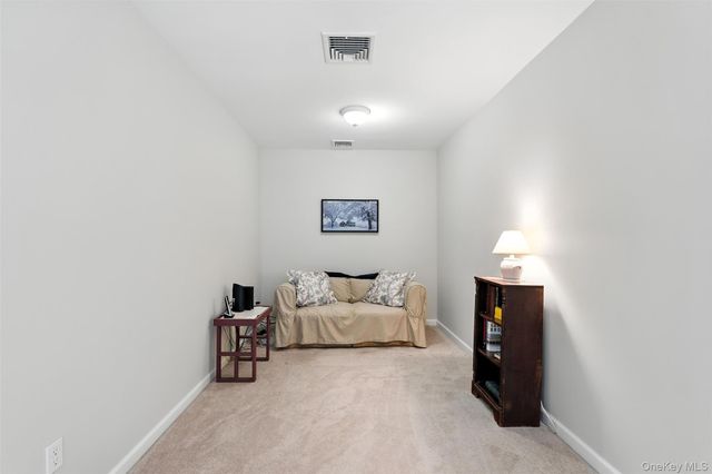 12 Brewster Court, Washingtonville, NY 10992