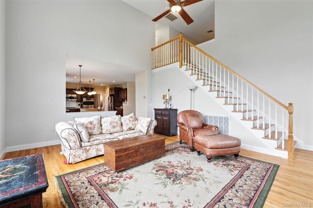 12 Brewster Court, Washingtonville, NY 10992