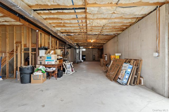 12 Brewster Court, Washingtonville, NY 10992