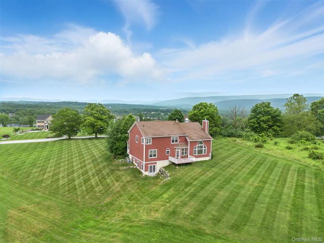 12 Brewster Court, Washingtonville, NY 10992