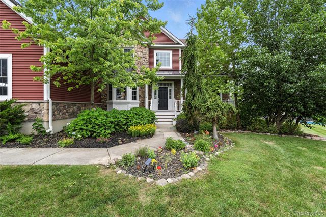 12 Brewster Court, Washingtonville, NY 10992