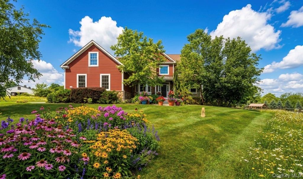 12 Brewster Court, Washingtonville, NY 10992