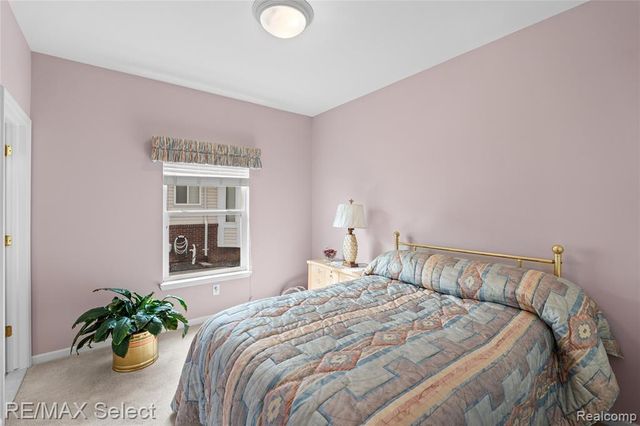 18243 Wingate Drive, Macomb, MI 48042