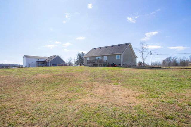 594 Keytown Rd, Portland, TN 37148