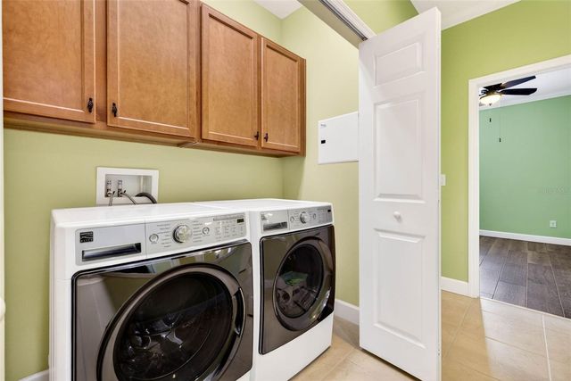 2334 OAKLEY GREEN DRIVE, Sun City Center, FL 33573