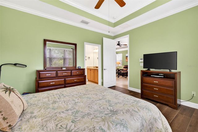 2334 OAKLEY GREEN DRIVE, Sun City Center, FL 33573