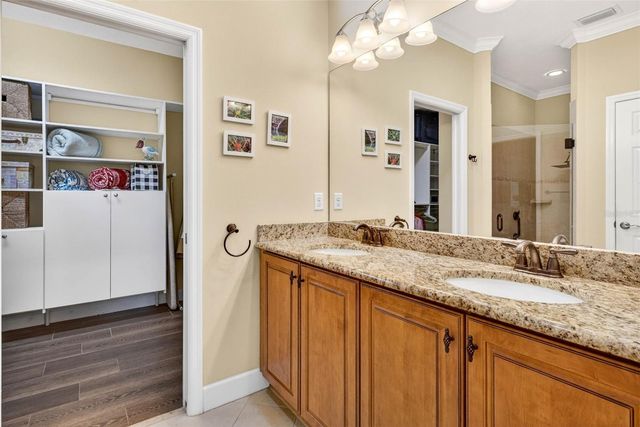 2334 OAKLEY GREEN DRIVE, Sun City Center, FL 33573