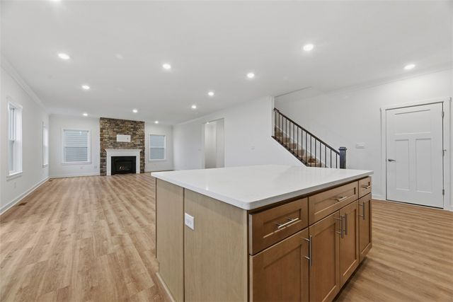 277 Froebe Rd, Peters Twp, PA 15367