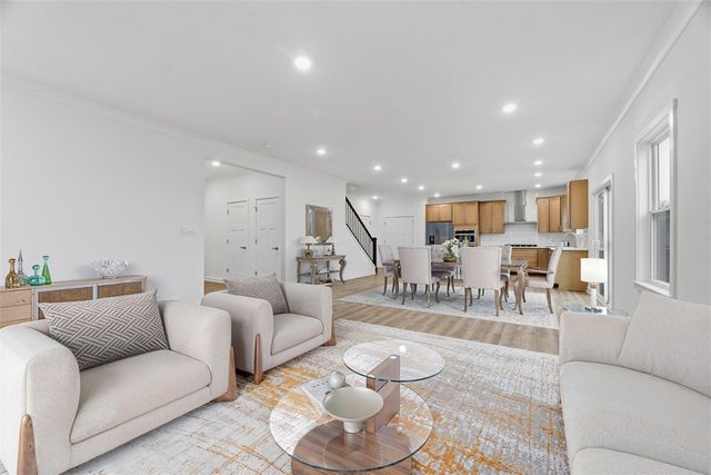 277 Froebe Rd, Peters Twp, PA 15367