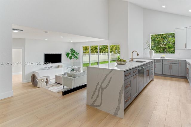9840 Stover Way, Wellington, FL 33414