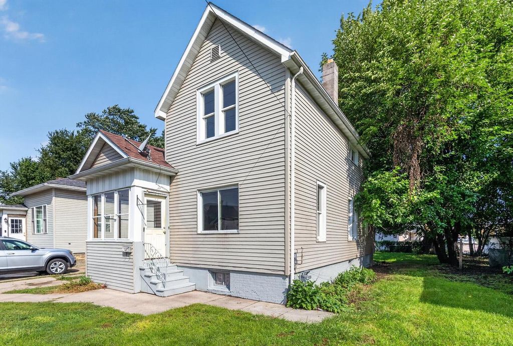 1618 61st STREET, Kenosha, WI 53143