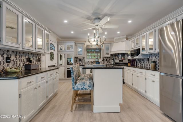 110 Sandalwood Drive, New Iberia, LA 70563