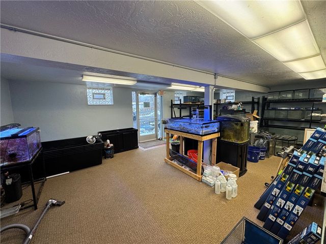 14900 Route 30, North Huntingdon, PA 15642