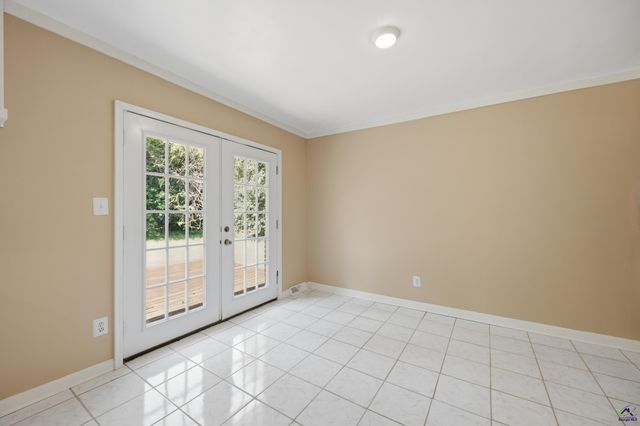 1585 Westminister Drive, Macon, GA 31204