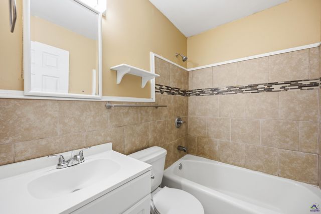 1585 Westminister Drive, Macon, GA 31204