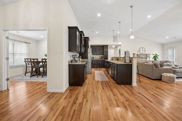 104 Millstone Dr Drive, Campobello, SC 29322