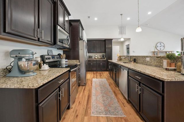 104 Millstone Dr Drive, Campobello, SC 29322