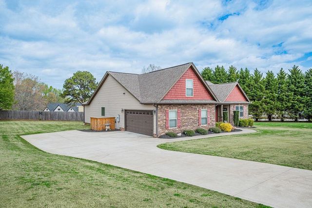 104 Millstone Dr Drive, Campobello, SC 29322