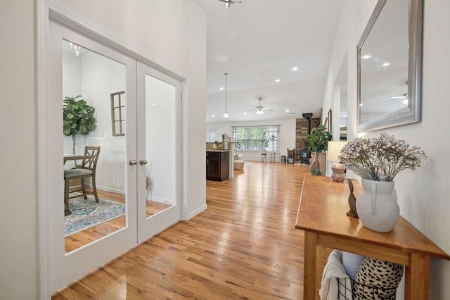 104 Millstone Dr Drive, Campobello, SC 29322