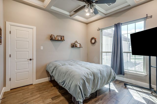 8032 County Road 1006, Godley, TX 76044