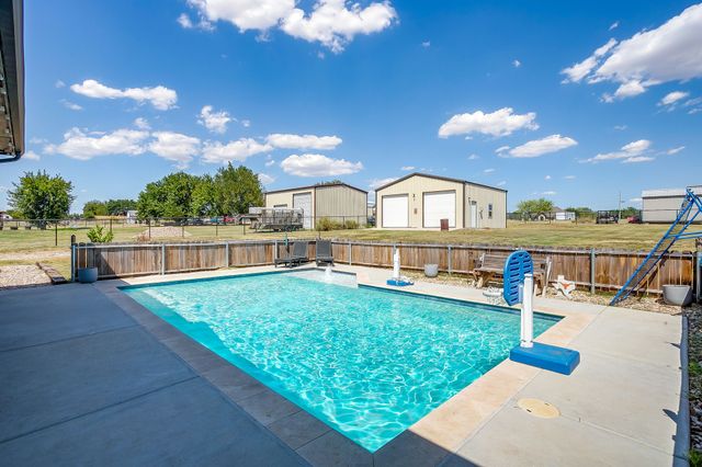 8032 County Road 1006, Godley, TX 76044