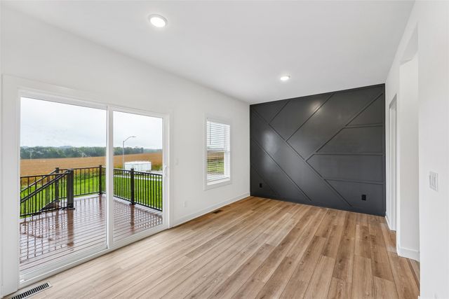 1677 22nd Avenue SE, Altoona, IA 50009