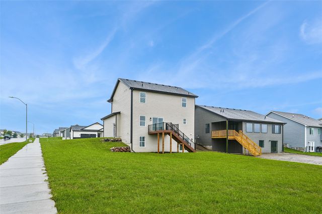 1677 22nd Avenue SE, Altoona, IA 50009